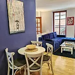 5-stars - Old Town *