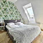 5-stars - Old Town *