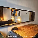 5-stars - Old Town *