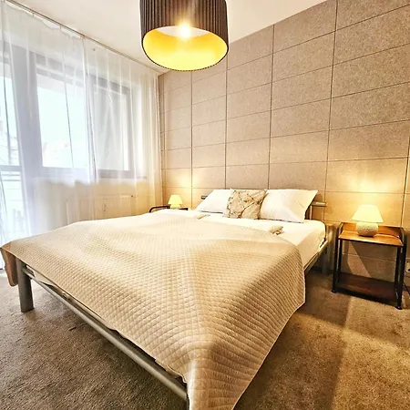 5-stars - Old Town شتشيتسين